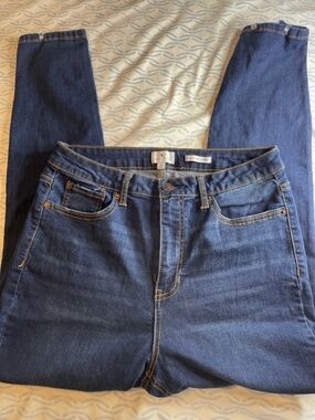 True Craft Women’s Skinny Jeans in Dark Blue Denim